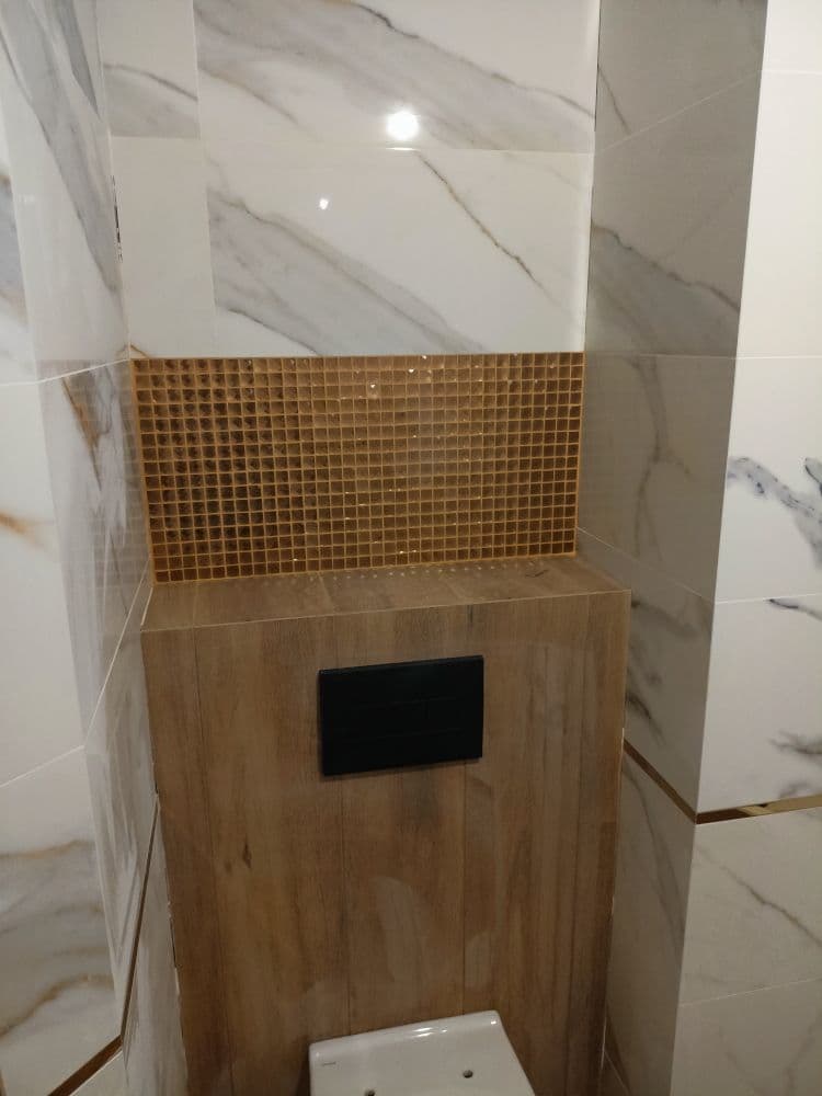 Układanie płytek ceramicznych Lublin – glazura i terakota