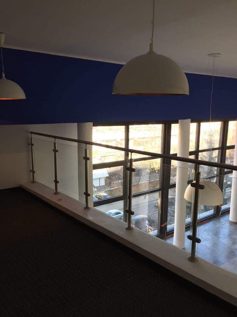 Łazienka po kompleksowym remoncie Lublin – płytki i biały montaż